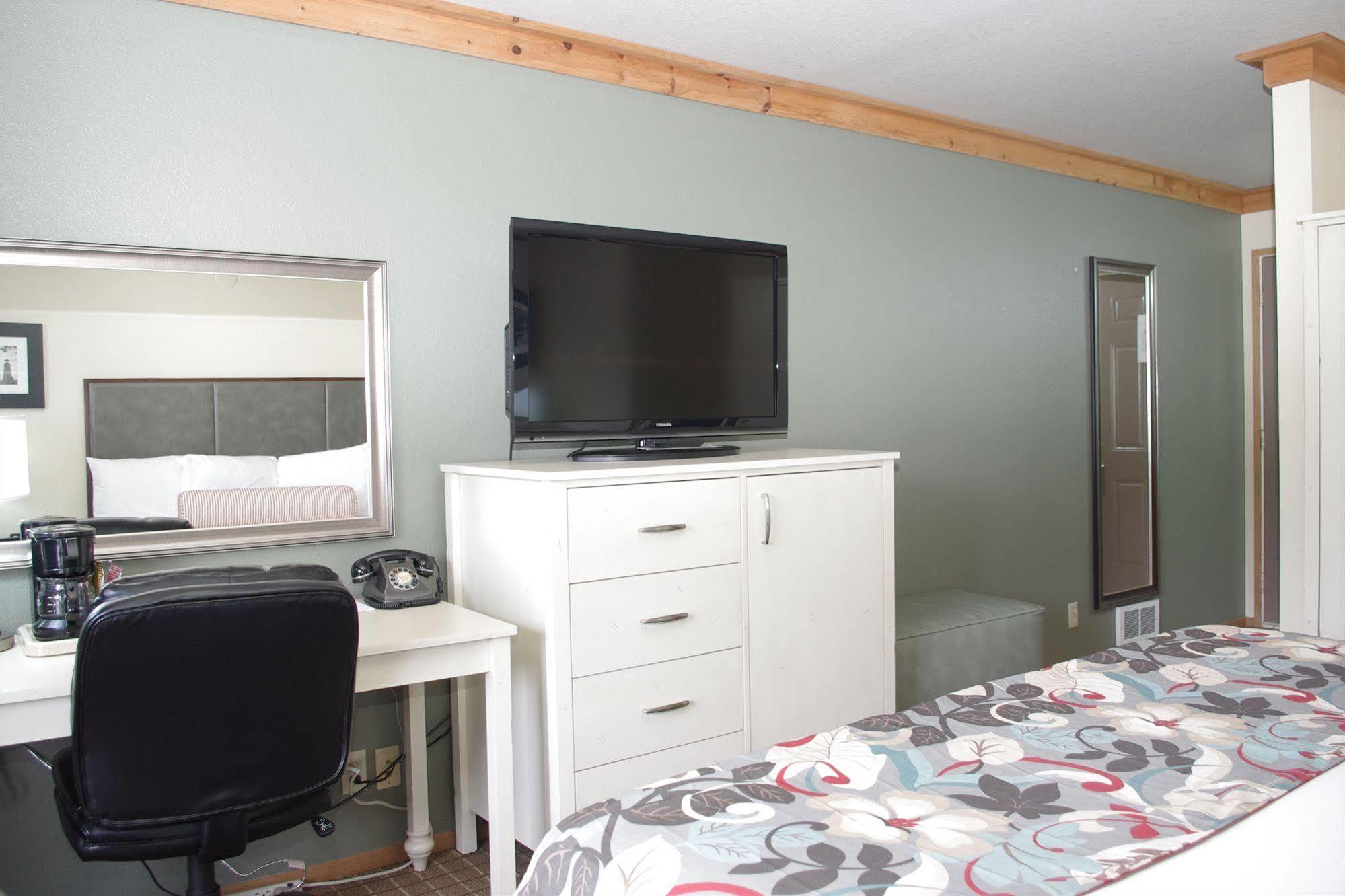 River House Inn, A Baymont By Wyndham Florence Esterno foto